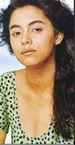 Childhood Picture Of Gauri Khan