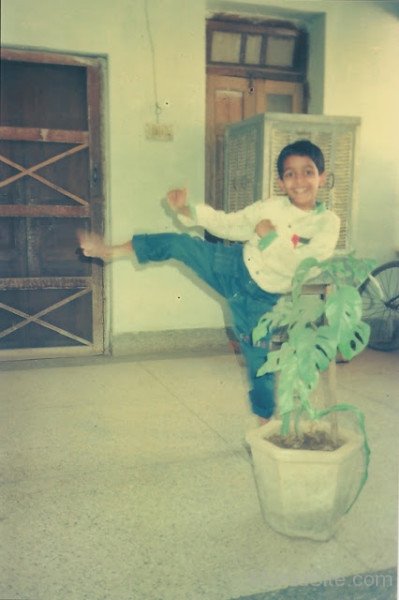 Childhood Picture Of  Harshvardhan Rane