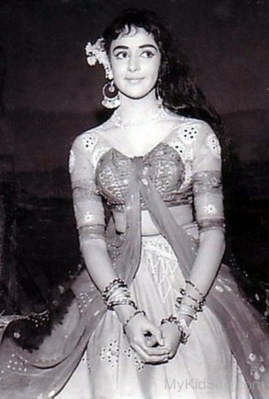 Childhood Picture Of Hema Malini