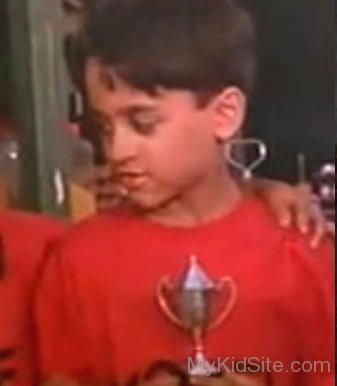 Childhood Picture Of Imran Khan