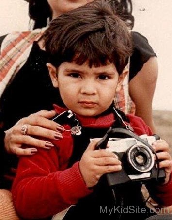 Childhood Picture Of Karan Mehra