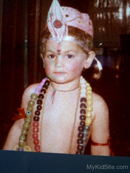 Childhood Picture Of Neil Nitin Mukesh