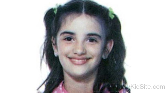 Childhood Picture Of Penélope Cruz