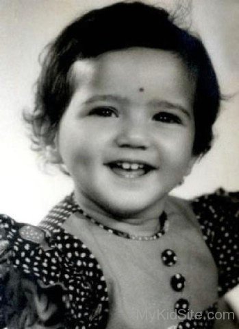 Childhood Picture Of Preity Zinta