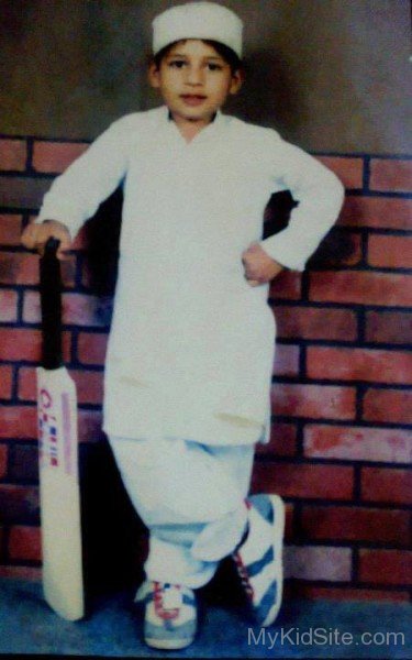 Childhood Picture Of Sarfraz Ahmed