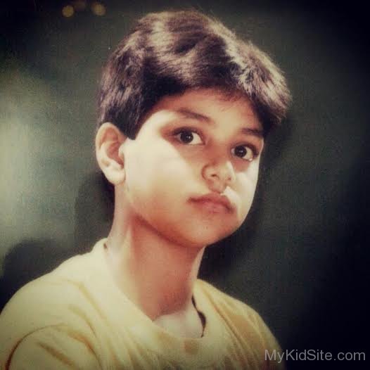 Childhood Picture Of Shakti Arora