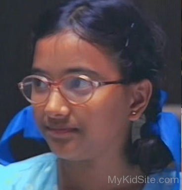 Childhood Picture Of Shweta Basu Prasad