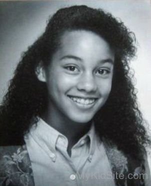 Childhood Pictures Of Alicia Keys