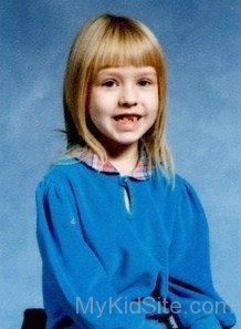 Childhood Pictures Of Christina Aguilera