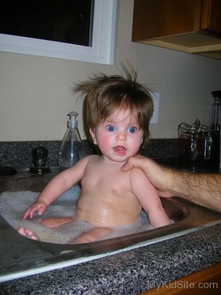 Baby Bathing Image